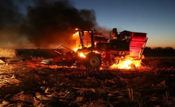 Cause of combine harvester fire①